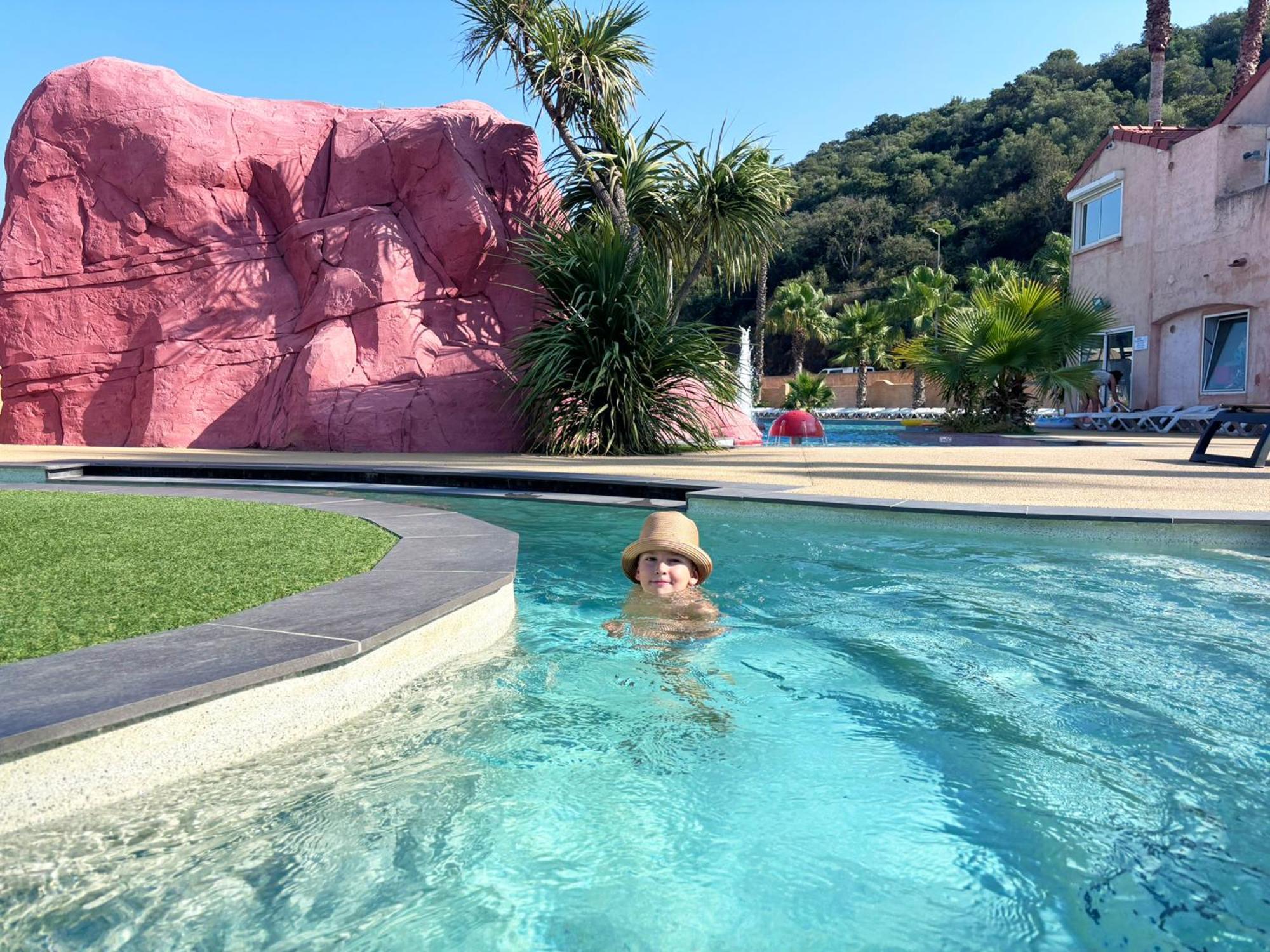 Camping Vallee Du Paradis Saint-Raphaël Exterior foto